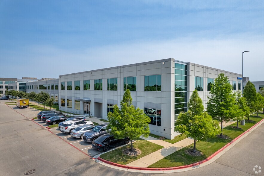 More Photos Of 13620 Ranch Road 620 N, Austin Unknown For Lease