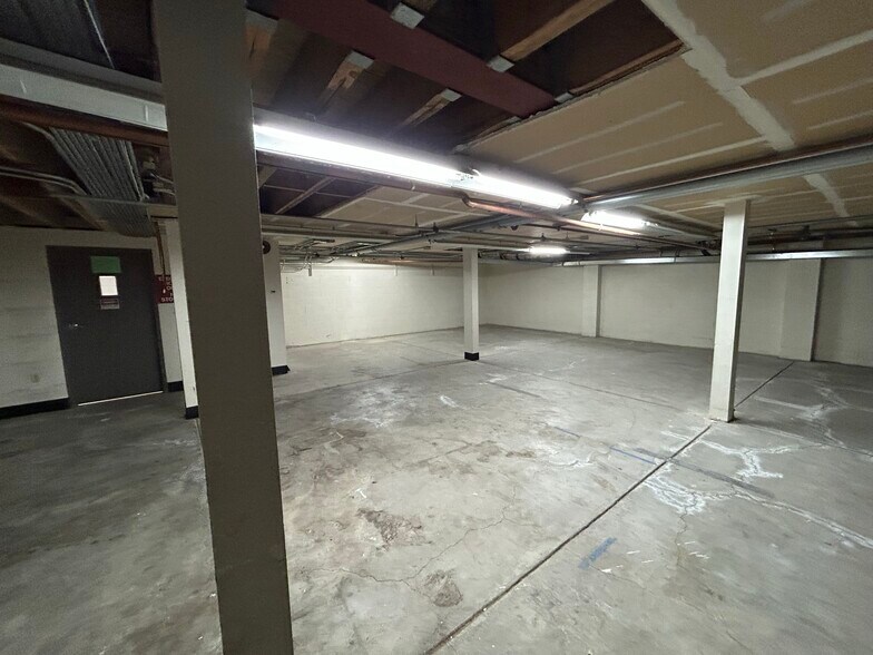 More Photos Of 33-33 Drumm St, San Francisco Office For Sale