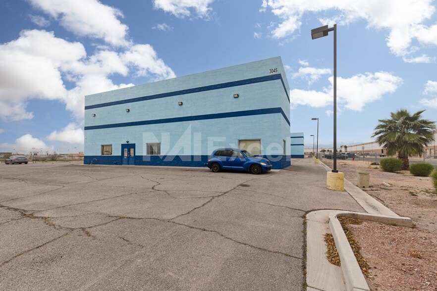 More Photos Of 3045 N Lamb Blvd, Las Vegas Auto Repair For Lease