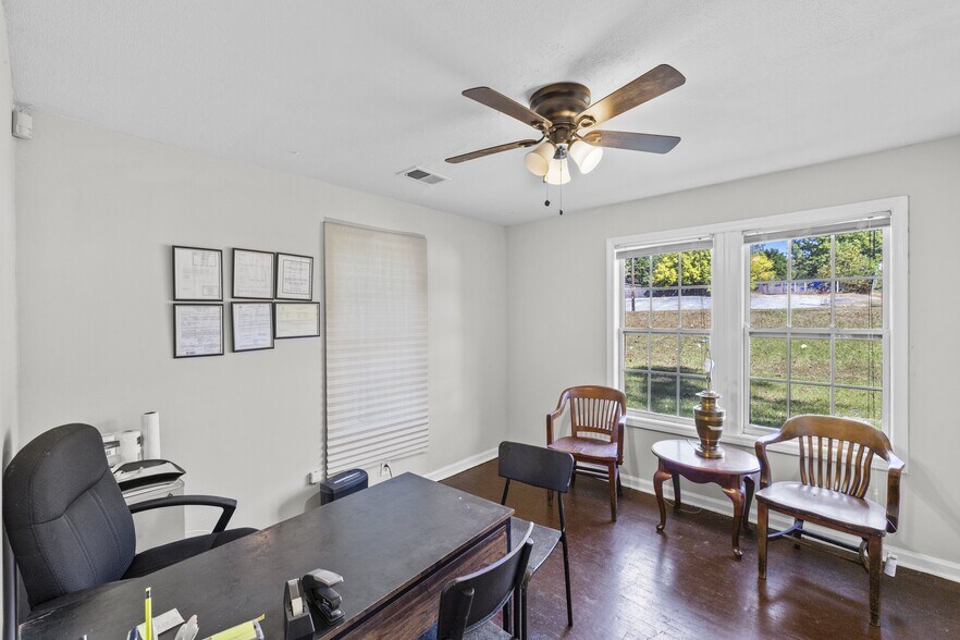 More Photos Of 7879 N Main St, Jonesboro Office Residential For Sale