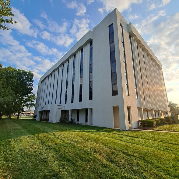 Primary Photo Of 9102 N Meridian St, Indianapolis Office For Lease
