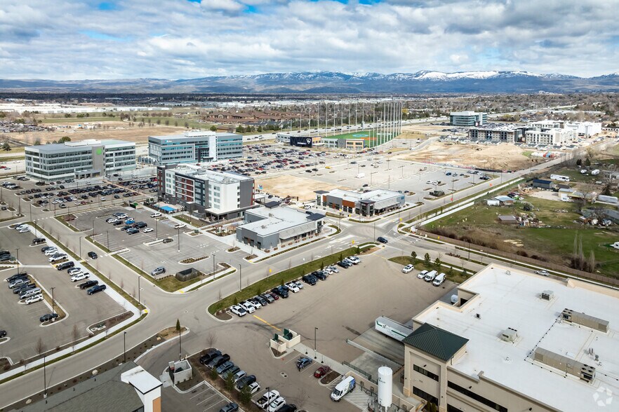 More Photos Of 1184 S Silverstone Way, Meridian General Retail For Sale