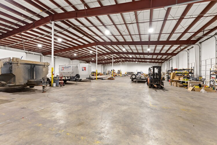 More Photos Of 812-814 Blue Mound Rd, Saginaw Warehouse For Lease