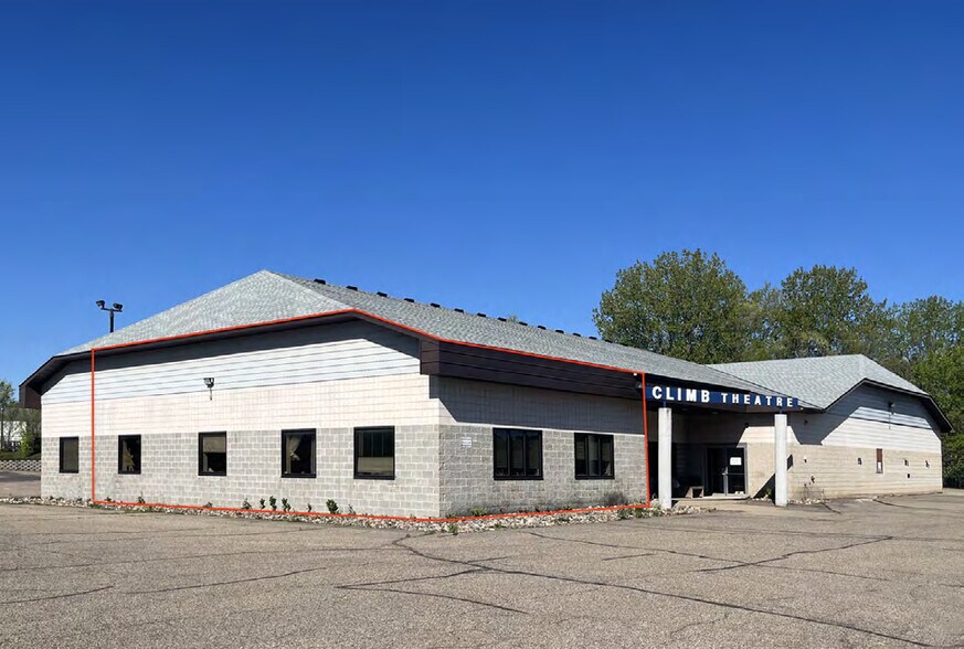 Primary Photo Of 6415 Carmen Ave, Inver Grove Heights Freestanding For Lease
