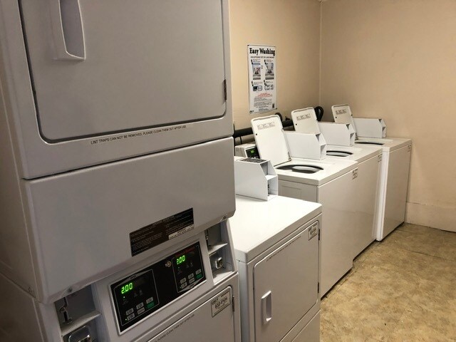 More Photos Of 411-431 N Main St, Bristol Apartments For Sale