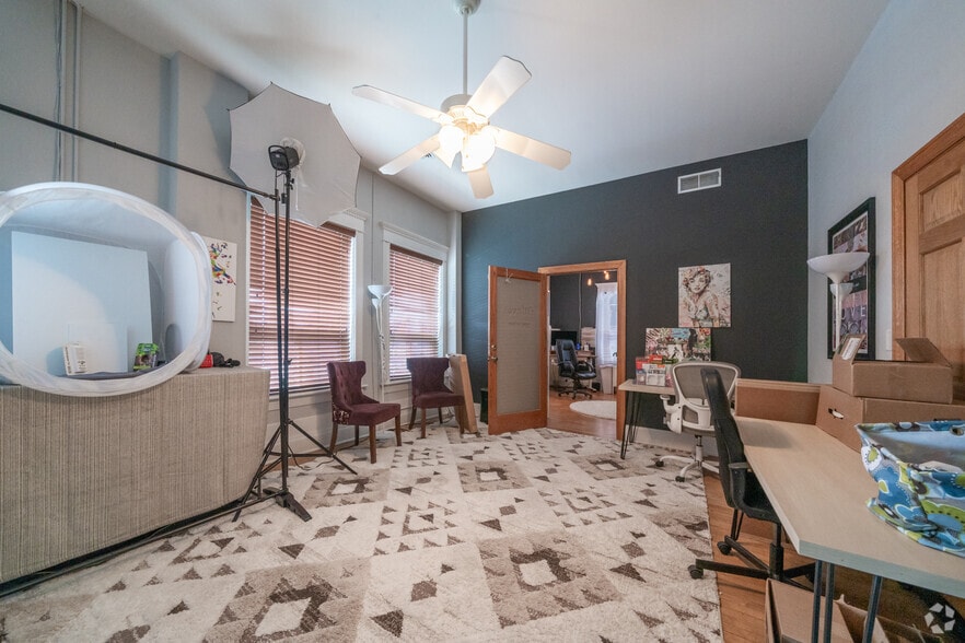 More Photos Of 215 W Elm St, Sycamore Medical For Sale