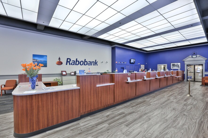 More Photos Of 439 Alvarado St, Monterey Bank For Lease