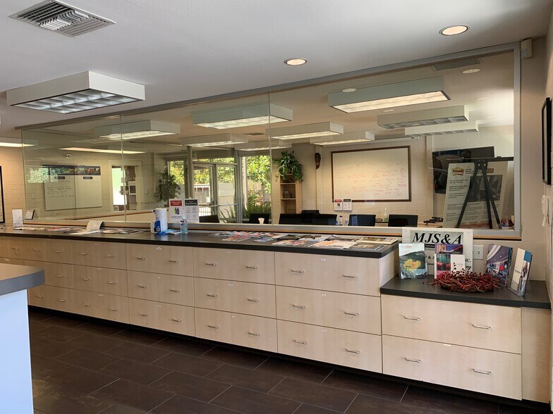More Photos Of 431 W Baseline, Claremont Office For Lease