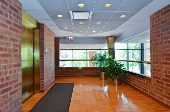 More Photos Of 8831-8833 Gross Point Rd, Skokie Office For Lease