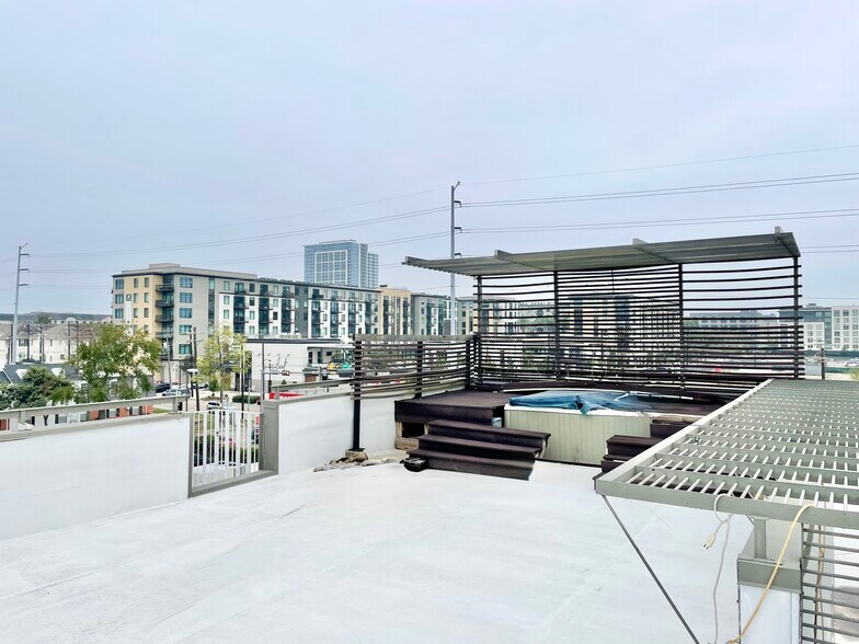 More Photos Of 3335 W Lamar St, Houston Office Residential For Lease