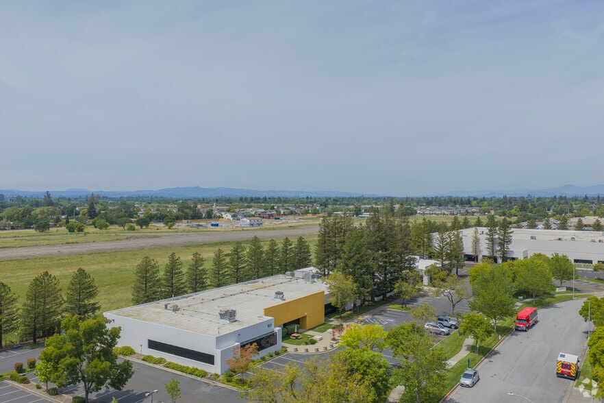 More Photos Of 2345-2349 Circadian Way, Santa Rosa Light Manufacturing For Lease