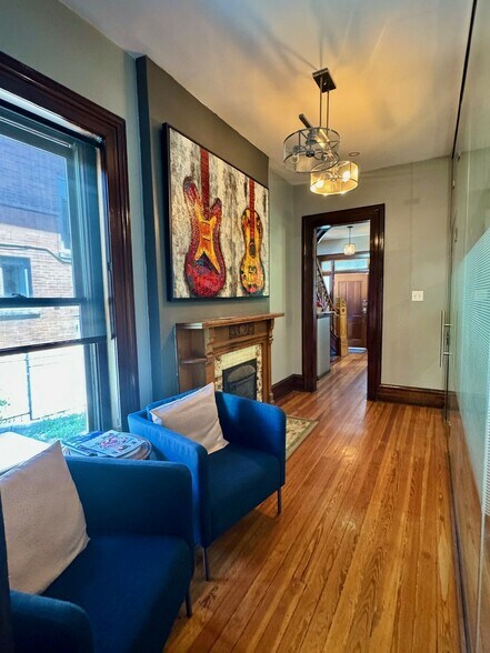 More Photos Of 2839 Wyandot St, Denver Office For Sale