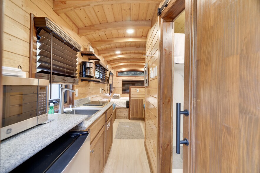 More Photos Of 2624 State Route 534, Albrightsville Hotel For Sale