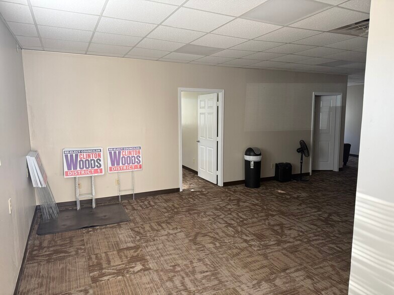 More Photos Of 524 Red Lane Rd, Birmingham Medical For Lease