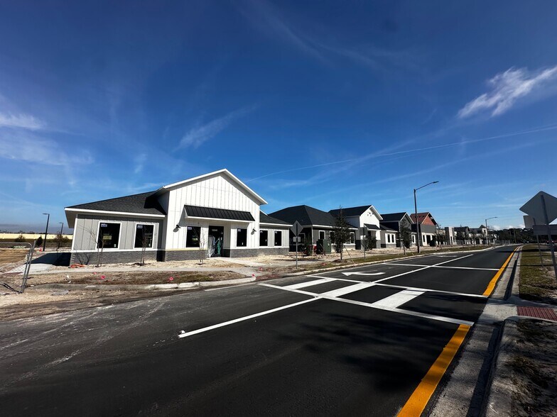 More Photos Of 12321 Stoneybrook Pky W, Winter Garden Storefront Retail Office For Lease