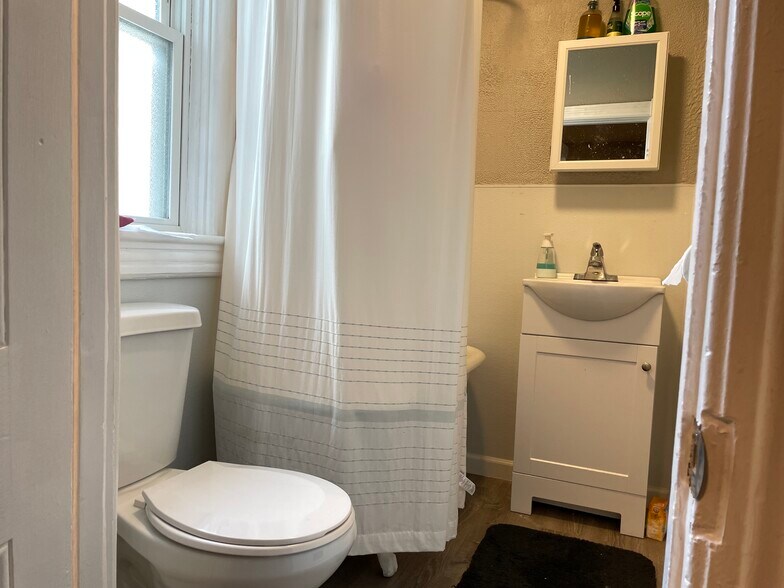 More Photos Of 57 E Garrison St, Bethlehem Apartments For Sale