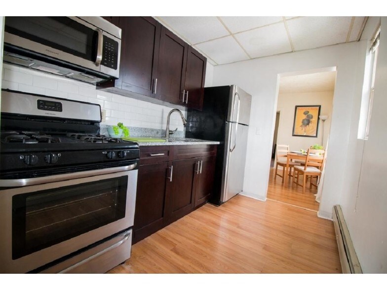 More Photos Of 139 Murray St, Binghamton Apartments For Sale