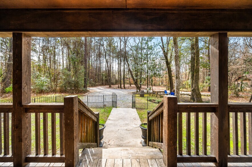 More Photos Of 54 Indian Creek Rd, Woodworth General Retail For Sale