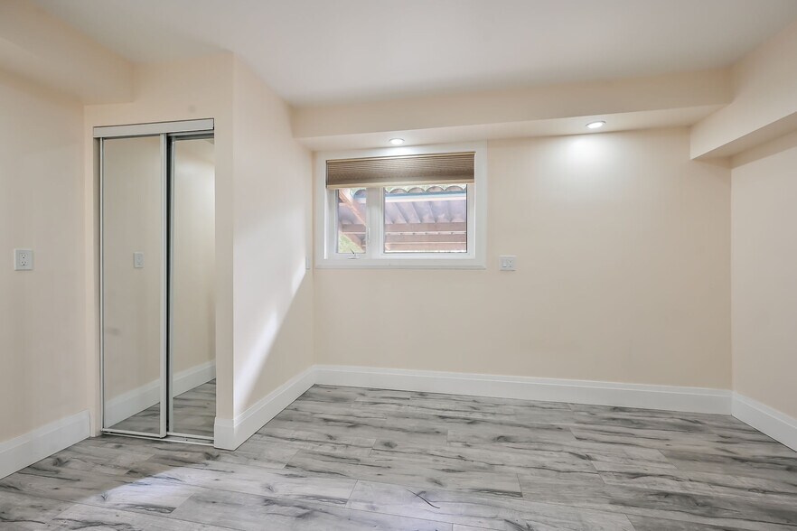 More Photos Of 1119 Glancaster Rd, Hamilton Land For Sale