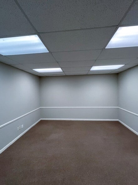 More Photos Of 474 Woodycrest Ave, Nashville Office For Lease