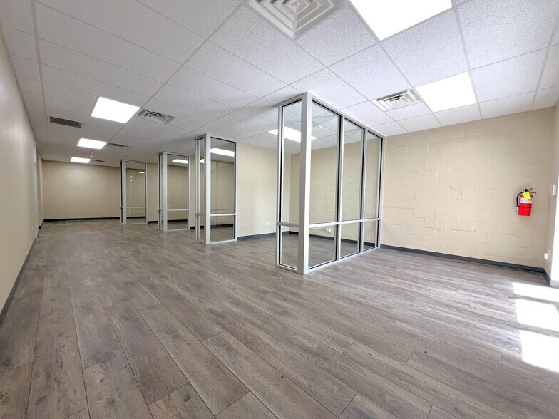 More Photos Of 200 Shannon Rd W, Sulphur Springs Storefront For Lease