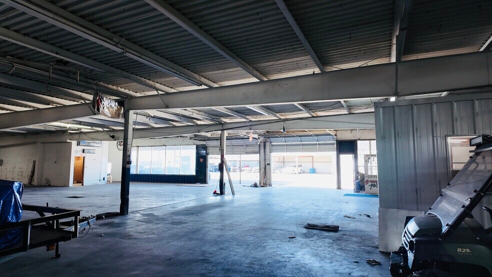More Photos Of 1520 S Central Ave, Oklahoma City Manufacturing For Lease