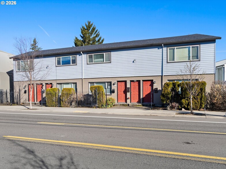 More Photos Of 8451-8463 SE Foster Rd, Portland Apartments For Sale