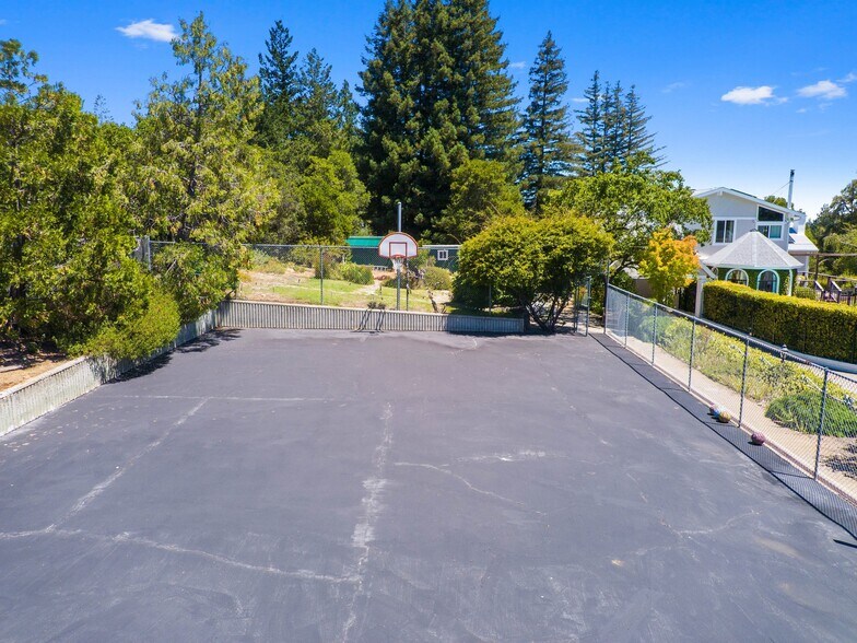 More Photos Of 7919 Empire Grade, Santa Cruz Multifamily For Sale