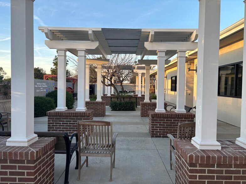 More Photos Of 4203 Buena Vista Rd, Bakersfield Daycare Center For Sale