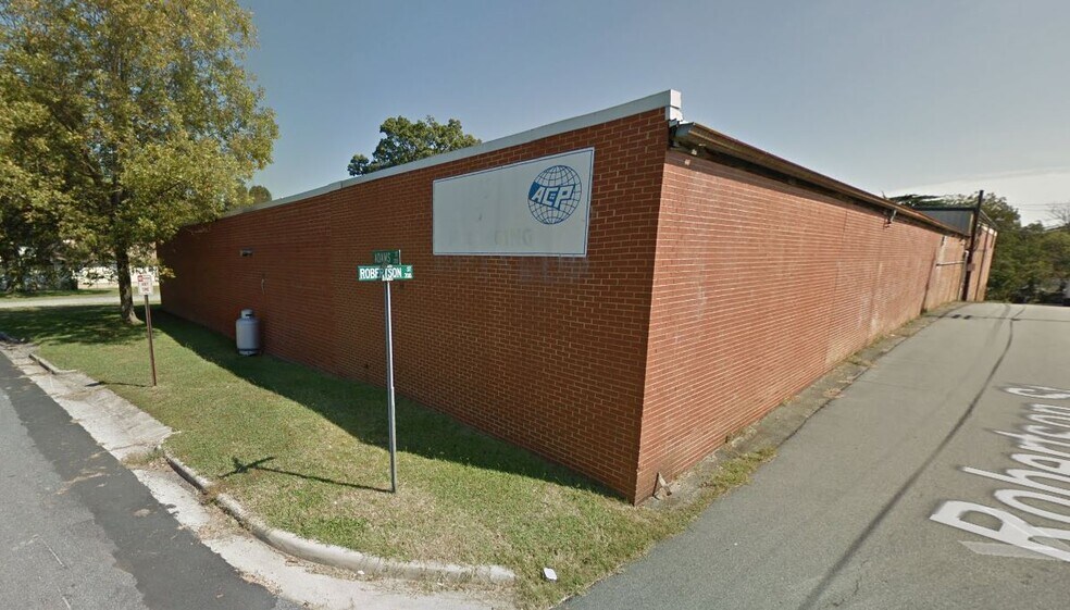 More Photos Of 203 Adams St, Burlington Warehouse For Sale