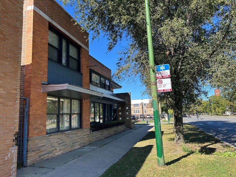 Primary Photo Of 4534 S Western Ave, Chicago Healthcare For Lease