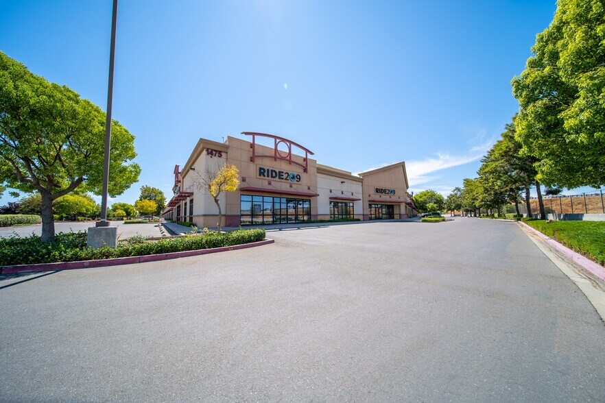 More Photos Of 1475 Moffat Blvd, Manteca Warehouse For Lease