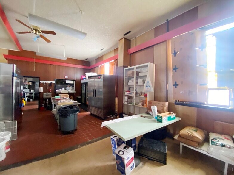 More Photos Of 221 Washington Ave, Riverton Religious Facility For Sale