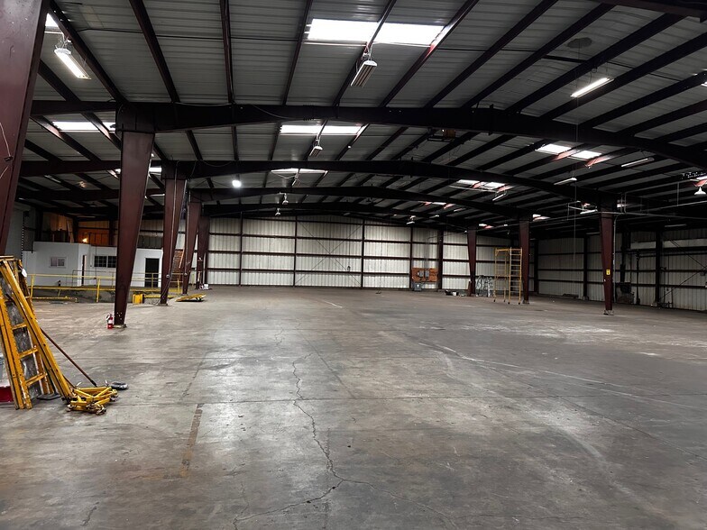 More Photos Of 1555 Carroll, San Francisco Warehouse For Lease