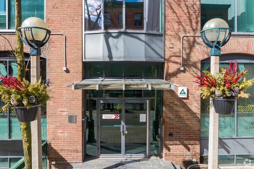 More Photos Of 14 Duncan St, Toronto Office For Lease