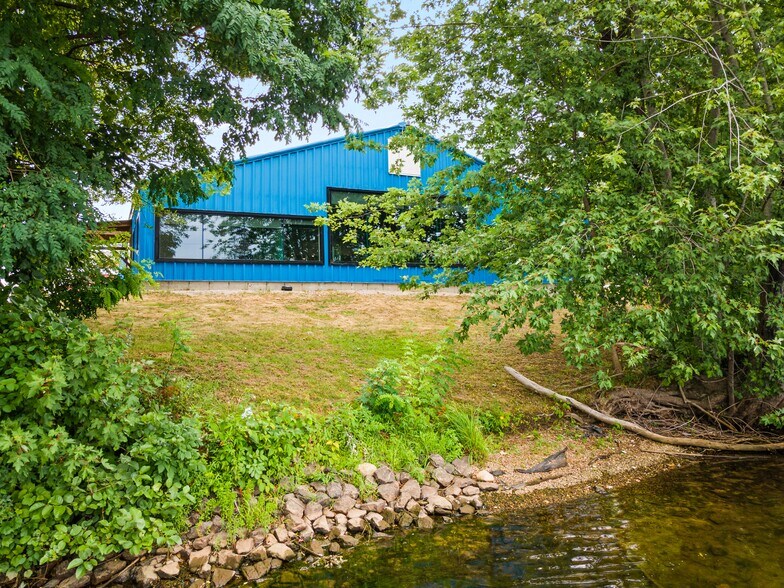 More Photos Of 44 Lincoln St, Saco Office For Sale