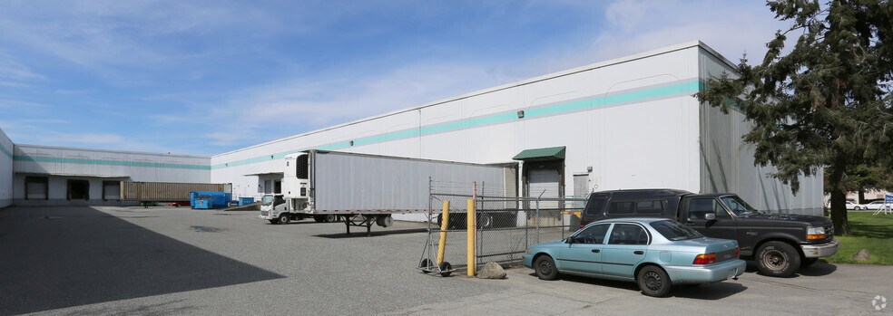 More Photos Of 13900-13980 Bridgeport Rd, Richmond Warehouse For Lease