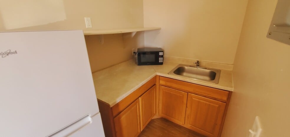 More Photos Of 2046 125th Ave, Watford City Apartments For Sale