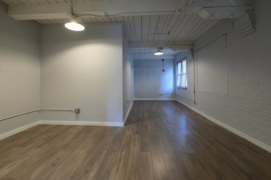 More Photos Of 464 Pratt Street Ext, Meriden Apartments For Sale