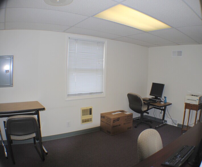More Photos Of 501 Burton Ave, Youngwood Office For Sale