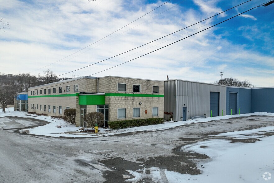 More Photos Of 1967 Eastern Ave, Verona Distribution For Lease