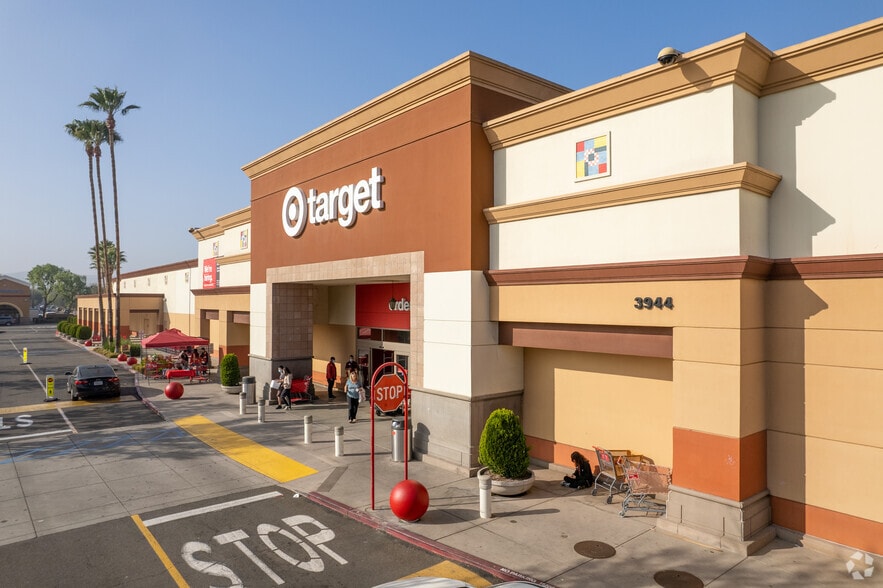 More Photos Of 3808-3860 Grand Ave, Chino Unknown For Lease