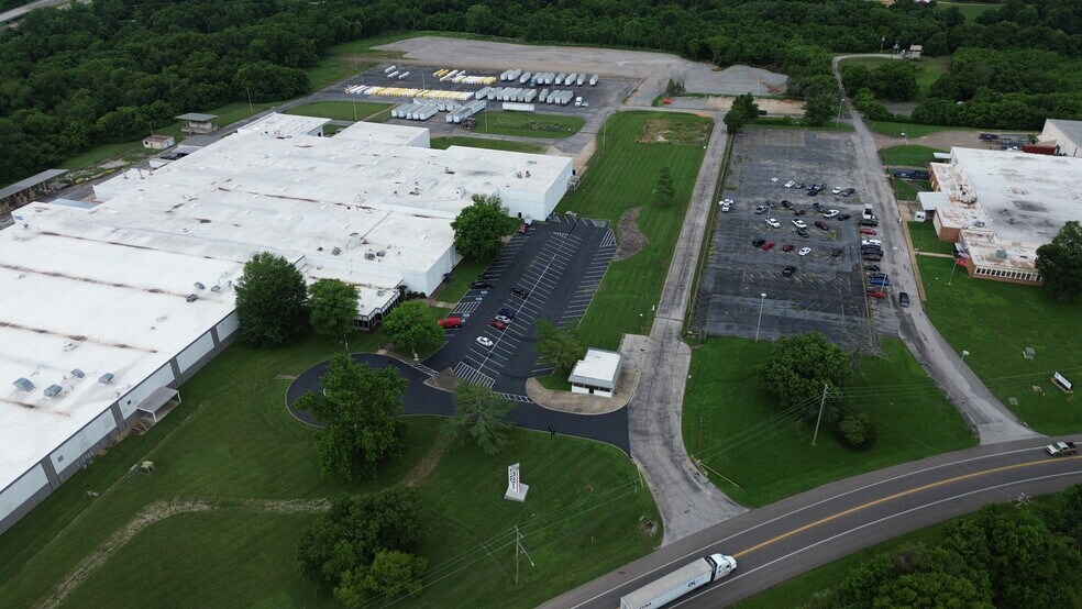 More Photos Of 981 Industrial Park Rd, Columbia Land For Lease