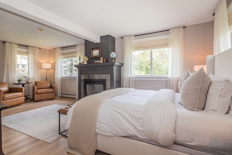 More Photos Of 54 Red Clover Ln, Mendon Hotel For Sale
