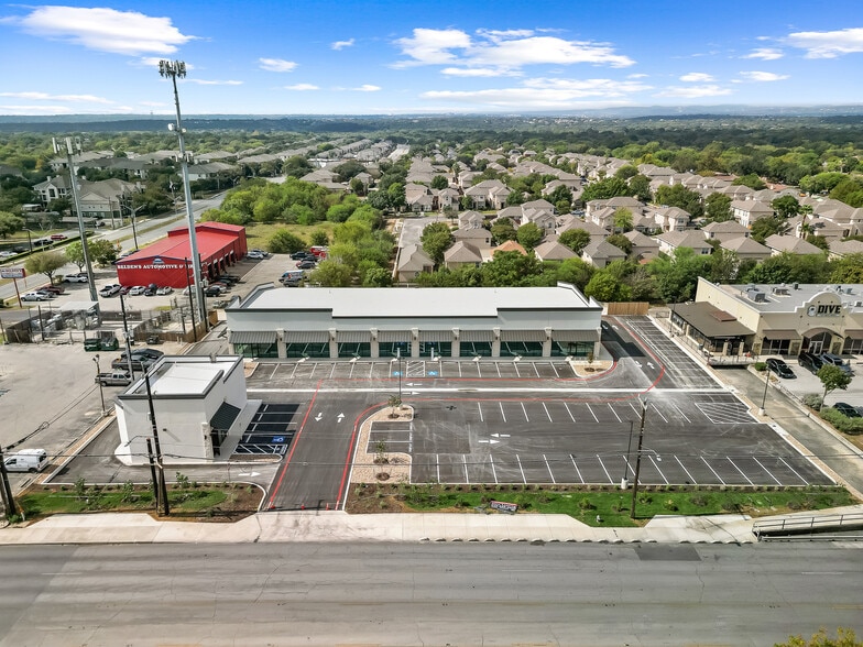 More Photos Of 6410 Babcock Rd, San Antonio Unknown For Lease