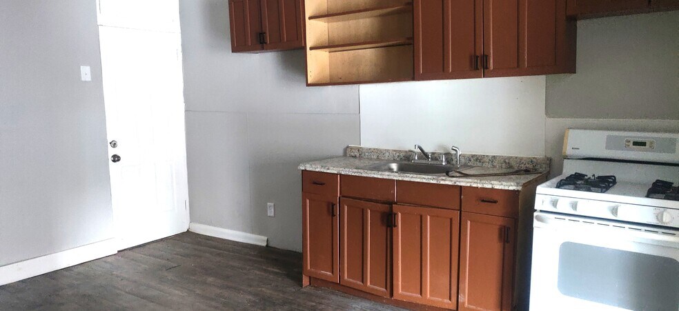 More Photos Of , Philadelphia Multifamily For Sale