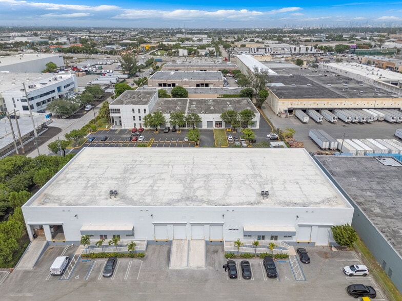 More Photos Of 7900-7930 NW 71st St, Miami Warehouse For Lease