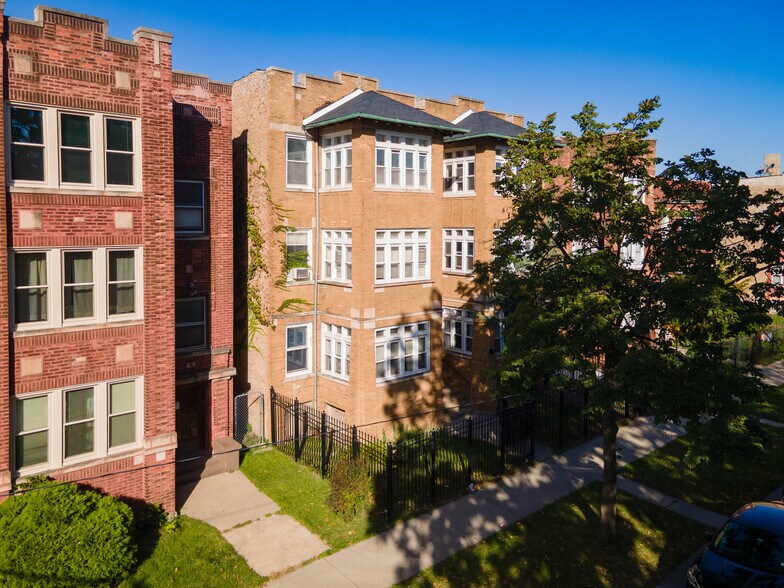 More Photos Of 11136 S Vernon Ave, Chicago Apartments For Sale