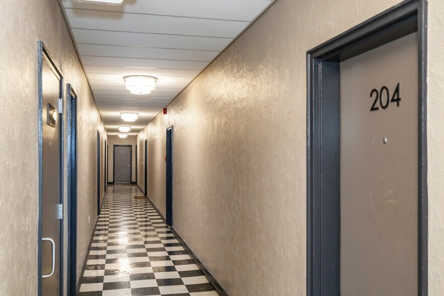 More Photos Of 2801 15th St NW, Washington Apartments For Sale