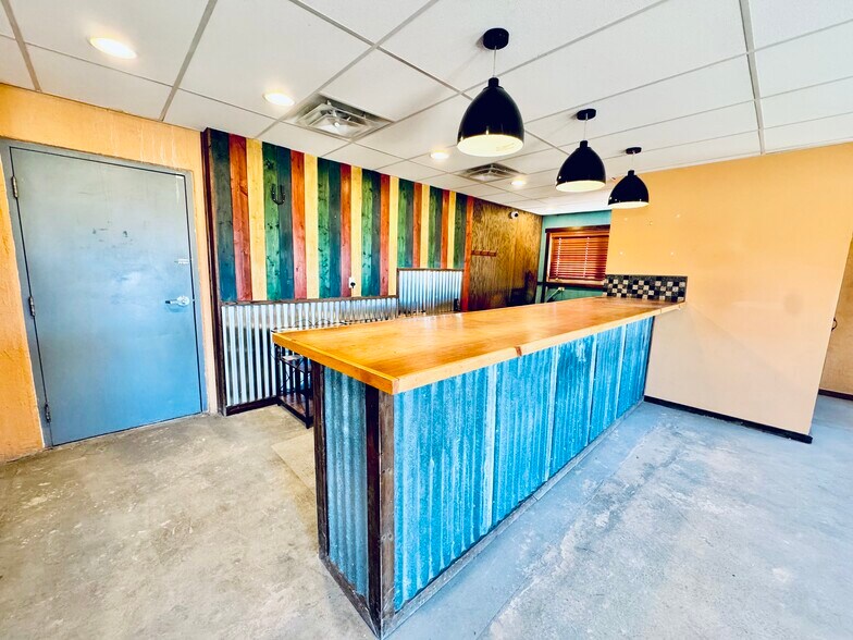 More Photos Of 36730 Democracy Dr, Trinidad Warehouse For Lease